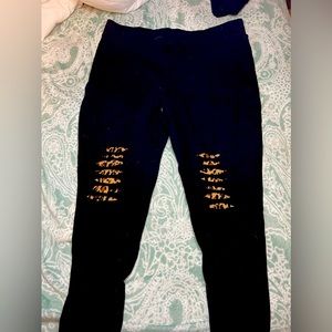 Torrid leopard leggings size 3